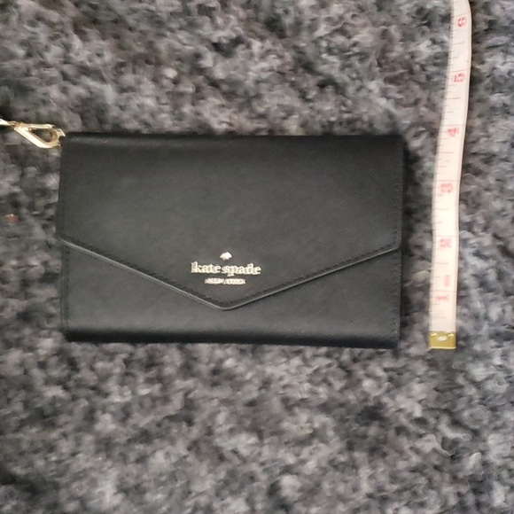 COPY - Kate Spade Laurel Way Phone Wallet - Picture 5 of 5